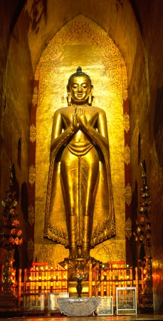  Buddha inside Ananda Temple, Bagan, Myanmar   のeditorial素材