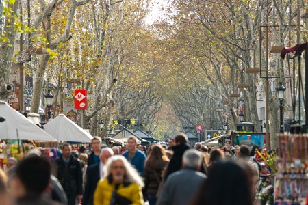 BARCELONA, SPAIN - DECEMBER 20: La Rambla on December 20, 2011 in Barcelona, Spain. Thousands of people walk daily by this popular pedestrian area 1.2 kilometer-longのeditorial素材