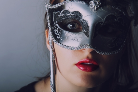 an image of beautiful young girl with venetian maskの写真素材