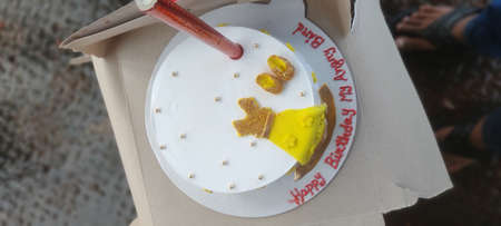 Close-up of a white cake with the inscription I love you, I love youの写真素材