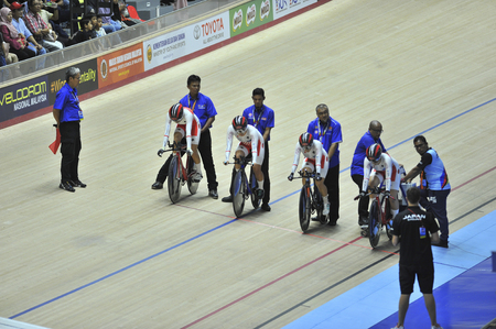 Nilai, Negeri Sembilan - February 17: Japan women elite team ready to start during women elite team pursuit finals of 38th Asian Track Championship 2018 at National Velodrome Malaysia, Nilai, Negeri Sembilan on February 17, 2018.のeditorial素材
