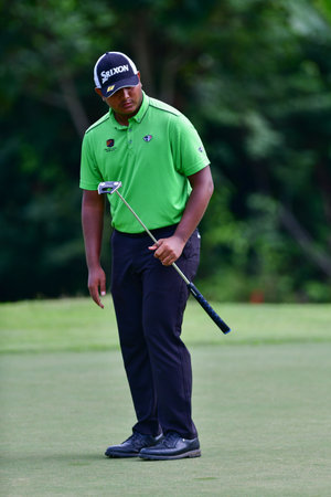 PETALING JAYA, NOV 26 : Amir Nazrin of Malaysia, pictured during final round of PKNS Selangor Masters '22 at Kelab Golf Seri Selangor. Petaling Jaya, Malaysia on November 26, 2022.のeditorial素材