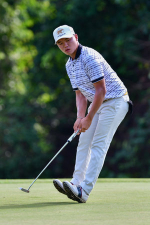 PETALING JAYA, NOV 26 : Kieran Vincent of Zimbabwe, pictured during final round of PKNS Selangor Masters '22 at Kelab Golf Seri Selangor. Petaling Jaya, Malaysia on November 26, 2022.のeditorial素材