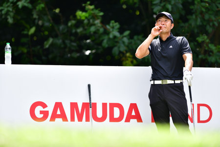PETALING JAYA, NOV 24 : Kieran Vincent of Zimbabwe, pictured during Round 2 of PKNS Selangor Masters '22 at Kelab Golf Seri Selangor. Petaling Jaya, Malaysia on November 24, 2022.のeditorial素材
