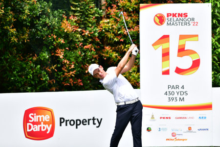 PETALING JAYA, NOV 25 : Edven Ying of Malaysia, pictured during Round 3 of PKNS Selangor Masters '22 at Kelab Golf Seri Selangor. Petaling Jaya, Malaysia on November 25, 2022.のeditorial素材