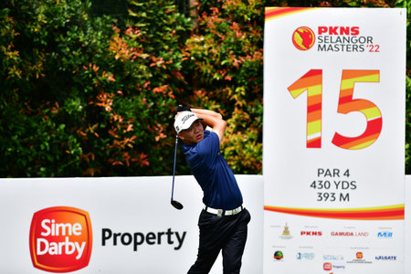 PETALING JAYA, NOV 25 : Edven Ying of Malaysia, pictured during Round 3 of PKNS Selangor Masters '22 at Kelab Golf Seri Selangor. Petaling Jaya, Malaysia on November 25, 2022.のeditorial素材