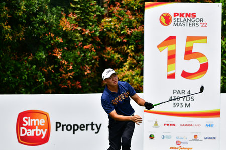 PETALING JAYA, NOV 25 : Denwit Boriboonsub of Thailand, pictured during Round 3 of PKNS Selangor Masters '22 at Kelab Golf Seri Selangor. Petaling Jaya, Malaysia on November 25, 2022.のeditorial素材