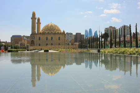Baku city. Azerbaijan. 09.01.2019 year. Beautiful mosque in the city center.のeditorial素材