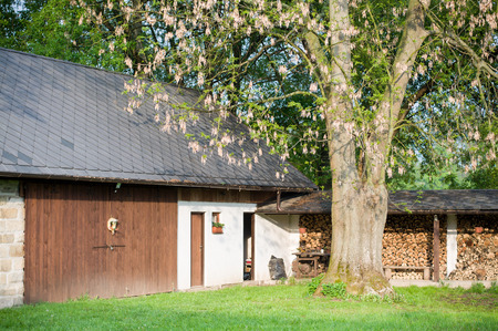 idyllic cottage in the countrysideの写真素材