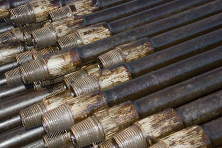 Oil trkba with the stride of screw-thread