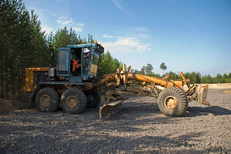 Working transport on the action station