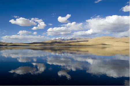 Tsomoriri lake, Ladakh, Indiaの写真素材
