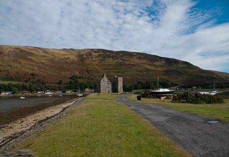 view to castle Lochranza at the isle of Arran, Scotlandの写真素材