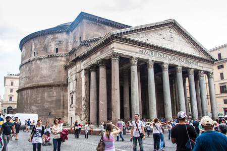 ROME - JUNE 25: Tourists visit the Pantheon on June 25, 2014 in Rome, Italy. Pantheon is a famous monument of ancient Roman culture, the temple of all the gods, built in the 2nd century.のeditorial素材