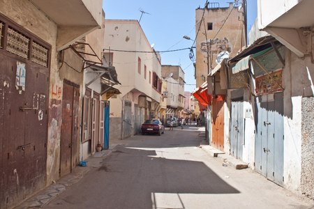 MEKNES, MOROCCO - JUL 29: View of a narrow alley on Jul 29, 2010 in Meknes, Morocco. Meknes is a 1000 years old imperial city in Morocco.のeditorial素材