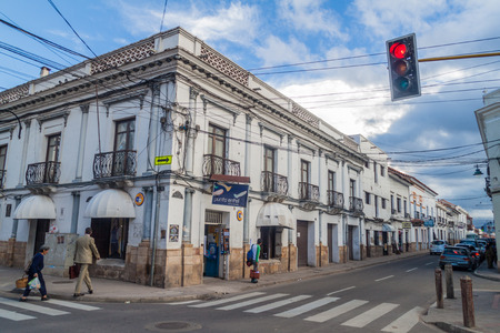 SUCRE, BOLIVIA - APRIL 22, 2015: Street in the white city Sucre, capital of Bolivia.のeditorial素材