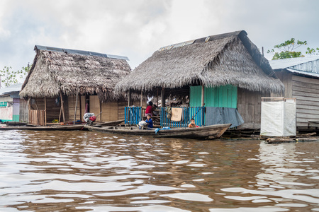 IQUITOS, PERU - JULY 18, 2015: View of floating shantytown in Belen neigbohood of Iquitos, Peru.のeditorial素材