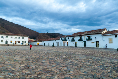 VILLA DE LEYVA, COLOMBIA - SEPTEMBER 21, 2015: Plaza Mayor square in colonial town Villa de Leyva, Colombiaのeditorial素材