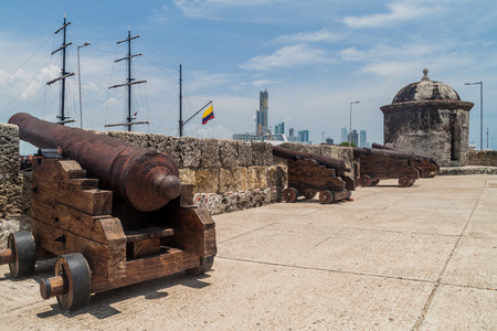 Cannons at the fortification walls of Cartagena, Colombiaの写真素材