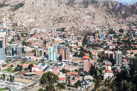 Zona Sur (Southern Zone), modern neighborhood of La Paz, Boliviaの写真素材