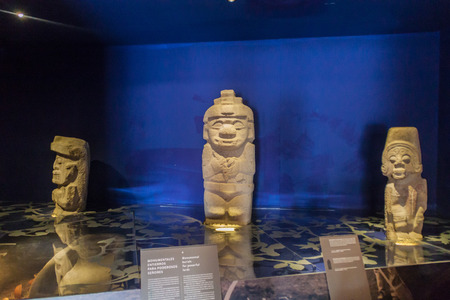 SAN AGUSTIN, COLOMBIA - SEPTEMBER 15, 2015: Exposition of ancient statues in archeological museum in San Agustin, Colombiaのeditorial素材