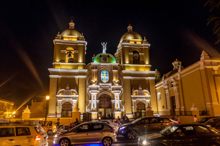 TRUJILLO, PERU - JUNE 6, 2015: Night view of Basilica menor cathedral in Trujillo, Peruのeditorial素材