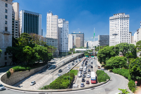 SAO PAULO, BRAZIL - FEBRUARY 3, 2015: Traffic on Avenida Vinte e Tres de Maio in Sao Paulo, Brazilのeditorial素材