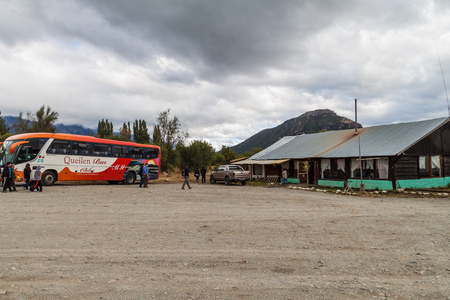 BARILOCHE, ARGENTINA - MARCH 2, 2015: Roadside restaurant and parking lot near Bariloche, Argentinaのeditorial素材