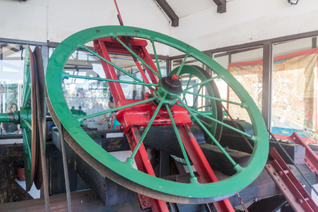 VALPARAISO, CHILE - MARCH 29, 2015: Machinery of a funicular in Valparaiso, Chileのeditorial素材