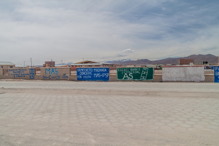 UYUNI, BOLIVIA - APRIL 17, 2015: Election posters in Uyuni town.のeditorial素材