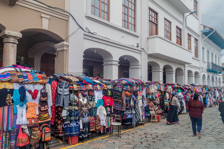 CUENCA, ECUADOR - JUNE 19, 2015: Market stalls in the center of Cuenca, Ecuadorのeditorial素材