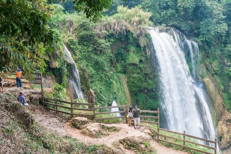 PULHAPANZAK, HONDURAS - APRIL 18, 2016: Tourists observe Pulhapanzak waterfall.のeditorial素材