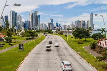 PANAMA CITY, PANAMA - MAY 30, 2016: View of modern skyscrapers and a traffic Balboa avenue in Panama City.のeditorial素材