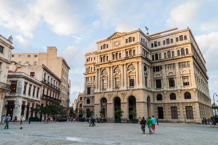 HAVANA, CUBA - FEB 20, 2016: Lonja del Comercio building on Plaza de San Francisco de Asis square in Havana Vieja.のeditorial素材