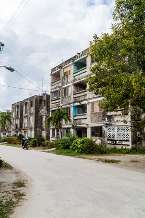Dilipitated concrete block of flats in Holguin, Cubaの写真素材