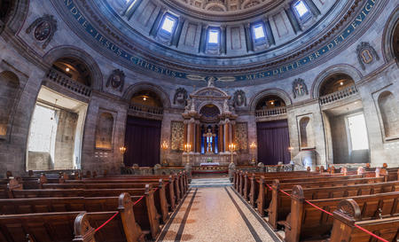 COPENHAGEN, DENMARK - AUGUST 26, 2016: Interior of Frederik's Church, popularly known as The Marble Church in Copenhagen, Denmarkのeditorial素材