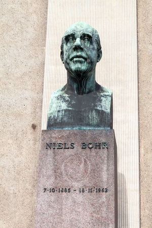 Niels Bohr monument in Copenhagen, Denmarkのeditorial素材