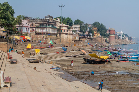 VARANASI, INDIA - OCTOBER 25, 2016: View of Ghats (riverfront steps) leading to the banks of the River Ganges) in Varanasi, Indiaのeditorial素材