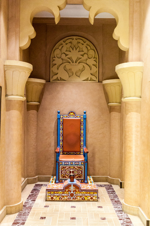 DUBAI, UAE - OCTOBER 21, 2016: Interior of Madinat Jumeirah souq in Dubai, United Arab Emiratesのeditorial素材