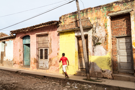 TRINIDAD, CUBA - FEB 8, 2016: View of dilapidated houses in the center of Trinidad, Cuba.のeditorial素材