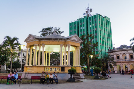 SANTA CLARA, CUBA - FEB 13, 2016: Parque Vidal square in the center of Santa Clara, Cuba.のeditorial素材