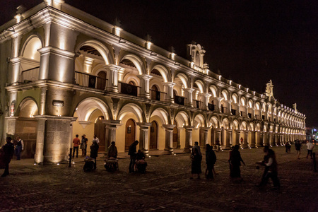 ANTIGUA, GUATEMALA - MARCH 26, 2016: Night view of Palacio de los Capitanes Generales in Antigua Guatemala town, Guatemala.のeditorial素材