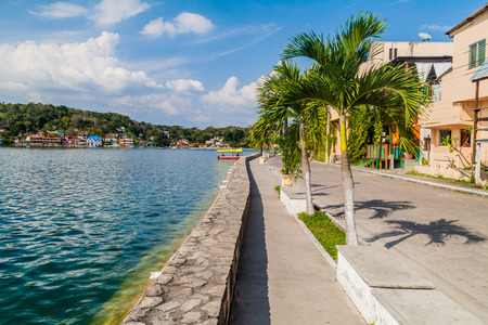 Lakeside promenade in Flores, Guatemalaの写真素材