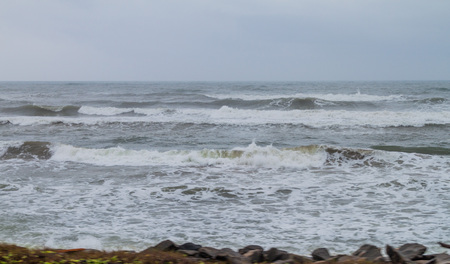 Waves at the western coast of Sri Lanka