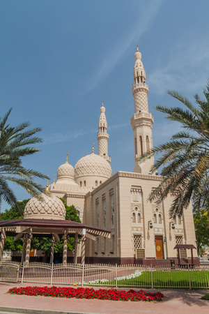 Jumeirah Mosque in Dubai, UAEのeditorial素材