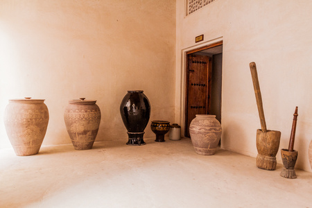 JABRIN, OMAN - MARCH 2, 2017: Exhibits in the Jabrin Castle, Omanのeditorial素材