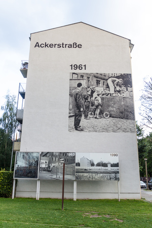 BERLIN, GERMANY - AUGUST 21, 2017: Berlin Wall Memorial (Gedenkstatte Berliner Mauer) in Berlin, Germanyのeditorial素材