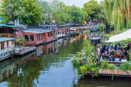 BERLIN, GERMANY - AUGUST 28, 2017: View of Flutgraben canal in Berlin.のeditorial素材