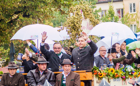 MUNICH, GERMANY - SEPTEMBER 17, 2016: Participants of the annual opening parade of the Oktoberfest in Munich.のeditorial素材
