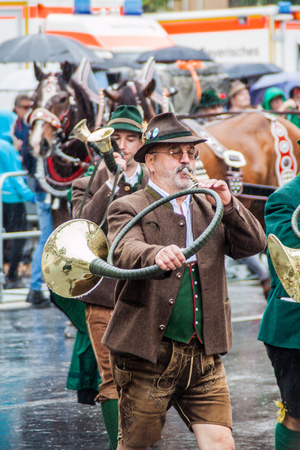 MUNICH, GERMANY - SEPTEMBER 17, 2016: Music band at the annual opening parade of the Oktoberfest in Munich.のeditorial素材